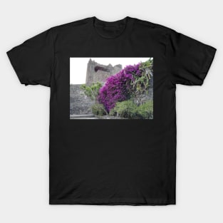 Violet wall flower T-Shirt